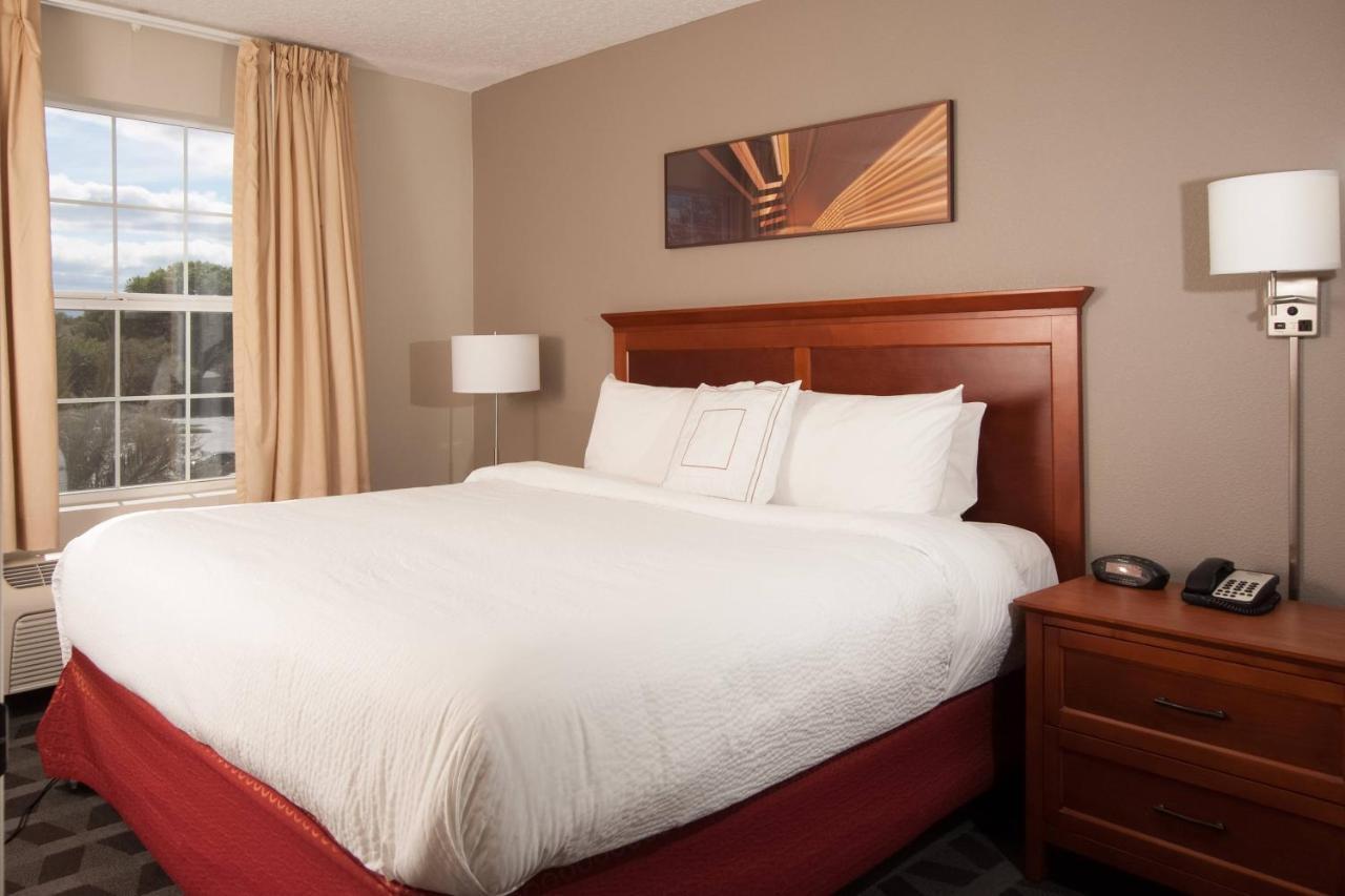 Towneplace Suites Те-Виллиджис Экстерьер фото